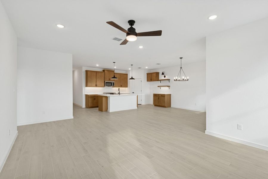 Spacious, unfurnished interior of a new home in River Ranch Trails, Dayton (Image 25). Spacious, unfurnished interior of a new home in River Ranch Trails, Dayton (Image 25).