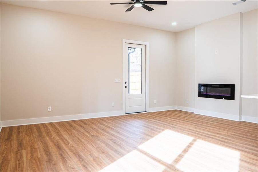 Spacious, unfurnished interior of a new home in , Dawsonville (Image 15).