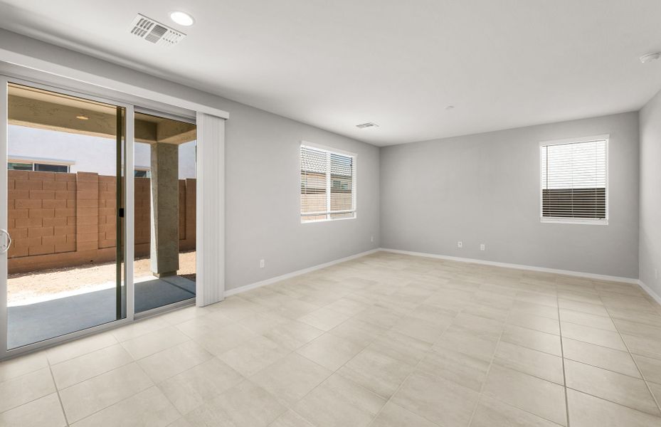 Spacious, unfurnished interior of a new home in Asante- Atrium Series, Surprise (Image 24).