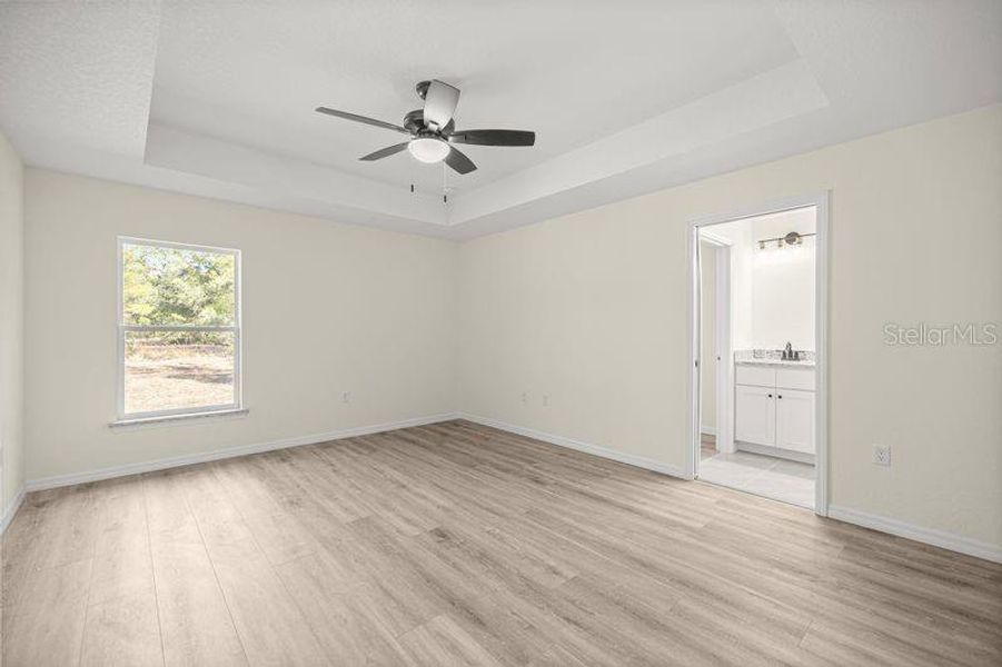Spacious, unfurnished interior of a new home in , Ocklawaha (Image 15).