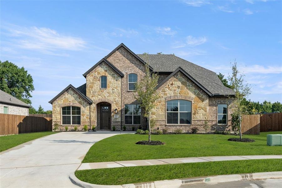 4445 Verbena- Front-1