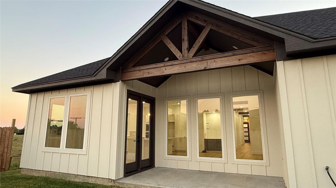 Exterior details and patio area of a home in , Port Arthur (Image 3).