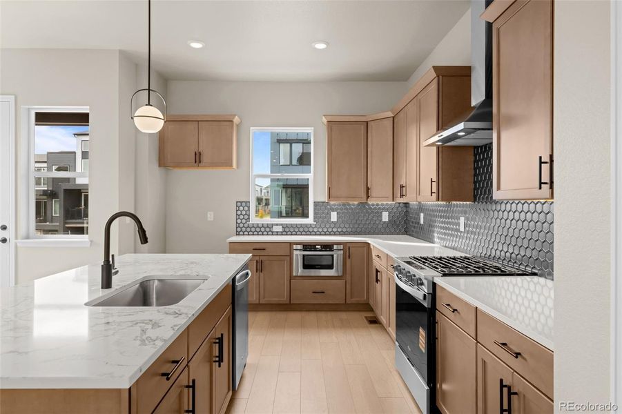 Furnished interior view inside a new home in Baseline, Broomfield (Image 13).