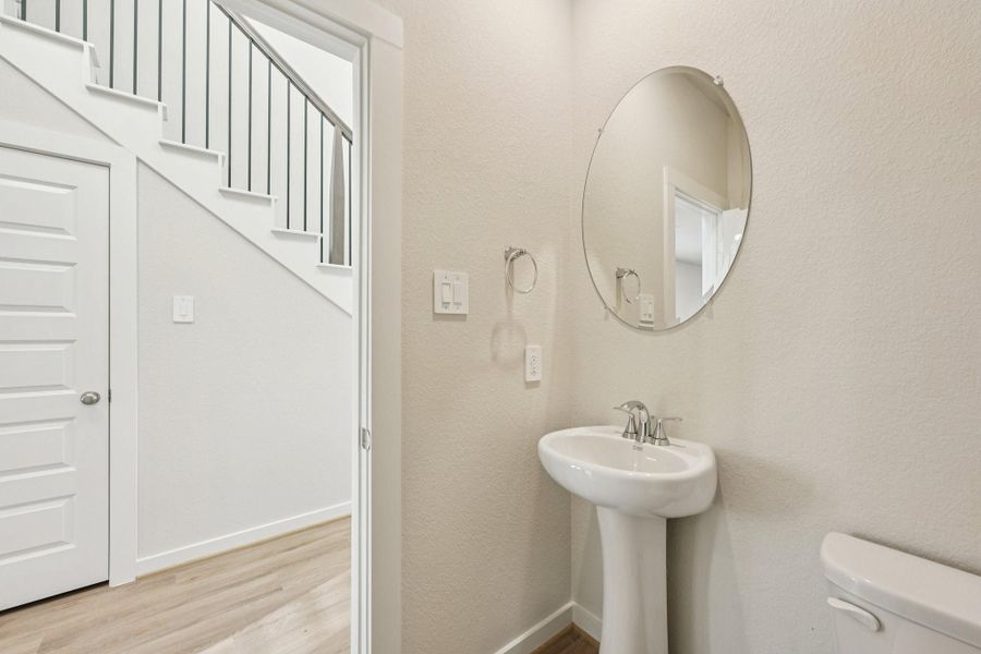 Furnished interior view inside a new home in Landing Meadows - Traditional Series, New Caney (Image 7). Furnished interior view inside a new home in Landing Meadows - Traditional Series, New Caney (Image 7).