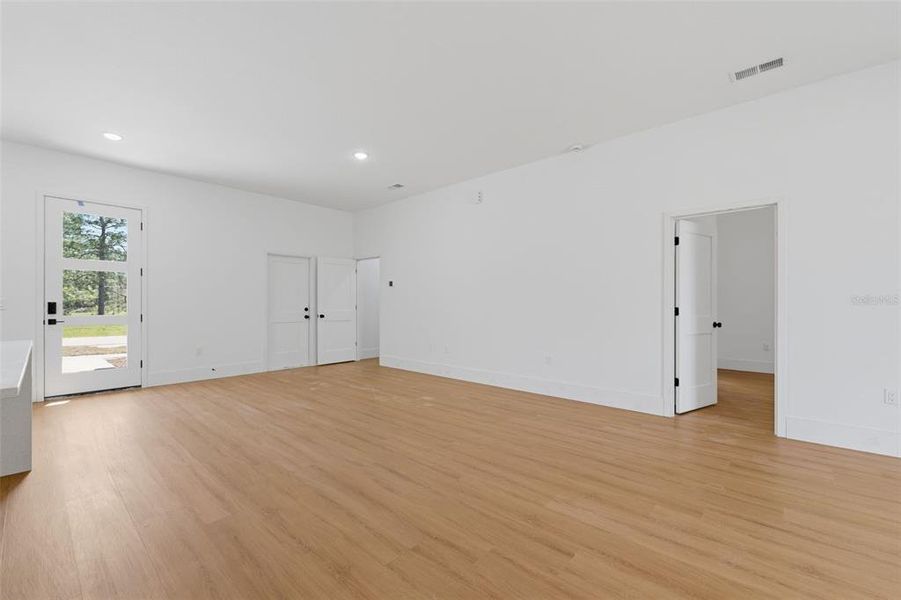 Spacious, unfurnished interior of a new home in , Citrus Springs (Image 15). Spacious, unfurnished interior of a new home in , Citrus Springs (Image 15).