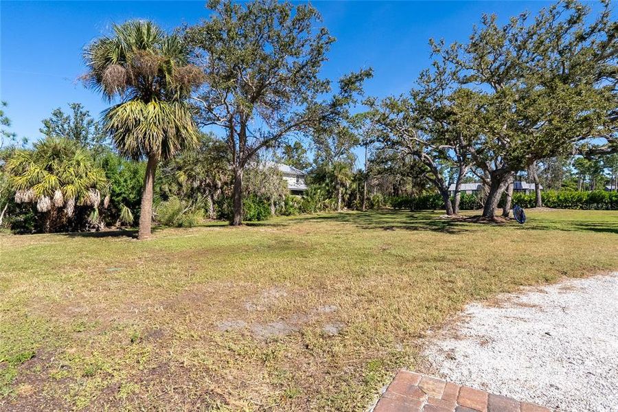 Natural landscape and outdoor views near  in Englewood (Image 67).
