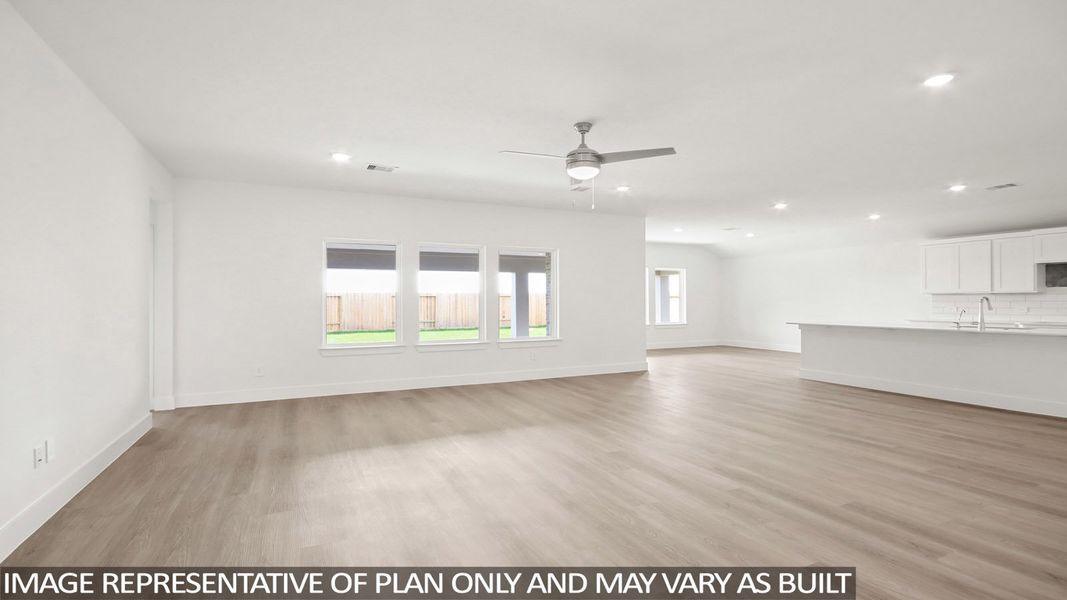 Spacious, unfurnished interior of a new home in Riverside Estates, Mont Belvieu (Image 7). Spacious, unfurnished interior of a new home in Riverside Estates, Mont Belvieu (Image 7).
