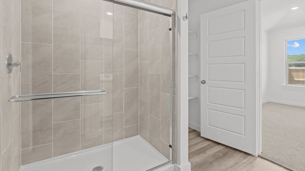 Image 19 representing the The Easton by D.R. Horton in Overlook West, Wolfforth, TX.