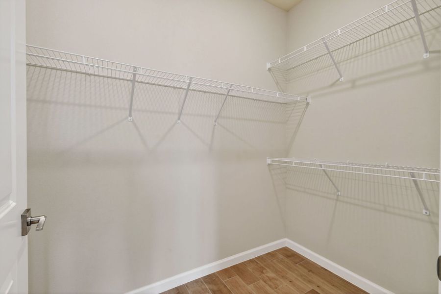 Spacious, unfurnished interior of a new home in Del Webb Tradition, Port St. Lucie (Image 59).