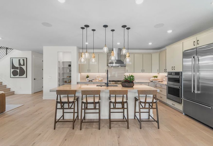 Pemberly Model Kitchen - 3 of 28