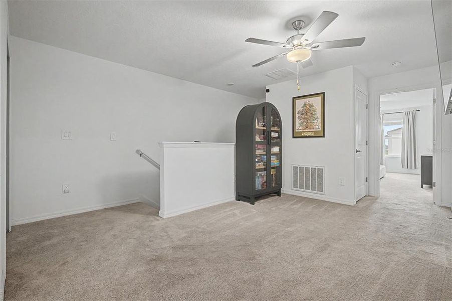 Spacious, unfurnished interior of a new home in , San Antonio (Image 24).