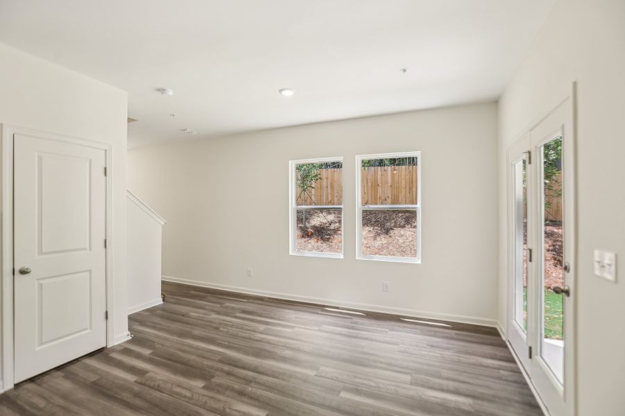 Representative unfurnished interior of a home built from the Triton by Starlight Homes in Chestnut Grove, Douglasville (Image 19).