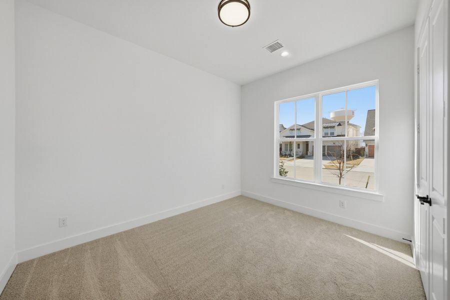 Spacious, unfurnished interior of a new home in Fields - 40' Lots, Frisco (Image 19). Spacious, unfurnished interior of a new home in Fields - 40' Lots, Frisco (Image 19).