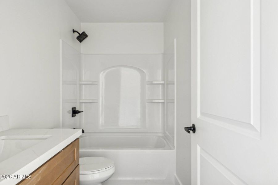 27-web-or-mls-46210-n-36th-ave