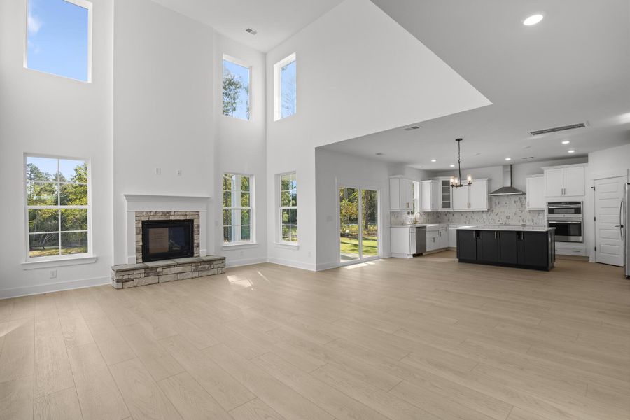 Spacious, unfurnished interior of a new home in Hancock Farms, Aiken (Image 32).