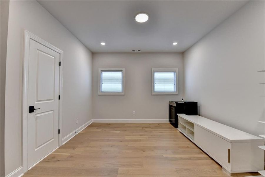 Spacious, unfurnished interior of a new home in Ellington Townhomes, Suwanee (Image 63).