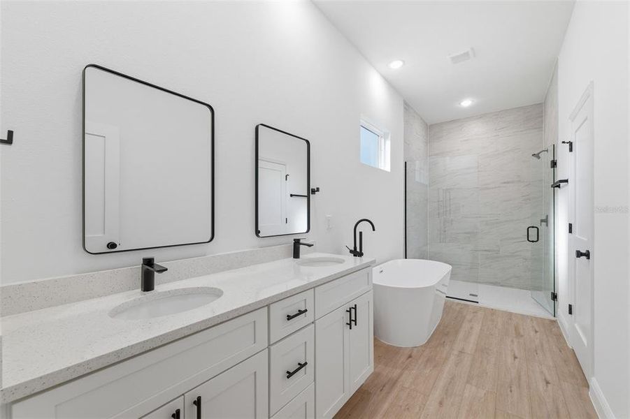 Furnished interior view inside a new home in , Dunnellon (Image 6).