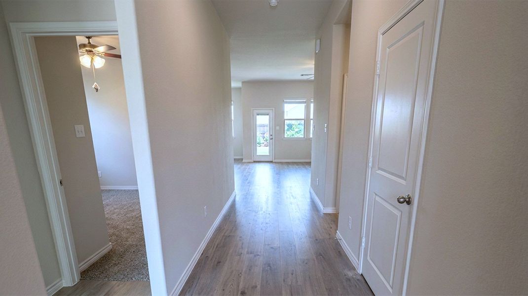 Spacious, unfurnished interior of a new home in Lakewood Trails, Forney (Image 9). Spacious, unfurnished interior of a new home in Lakewood Trails, Forney (Image 9).