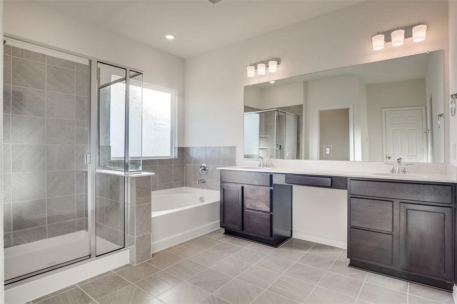 Furnished interior view inside a new home in Sierra Vista at Kelly Ranch, Aledo (Image 8).