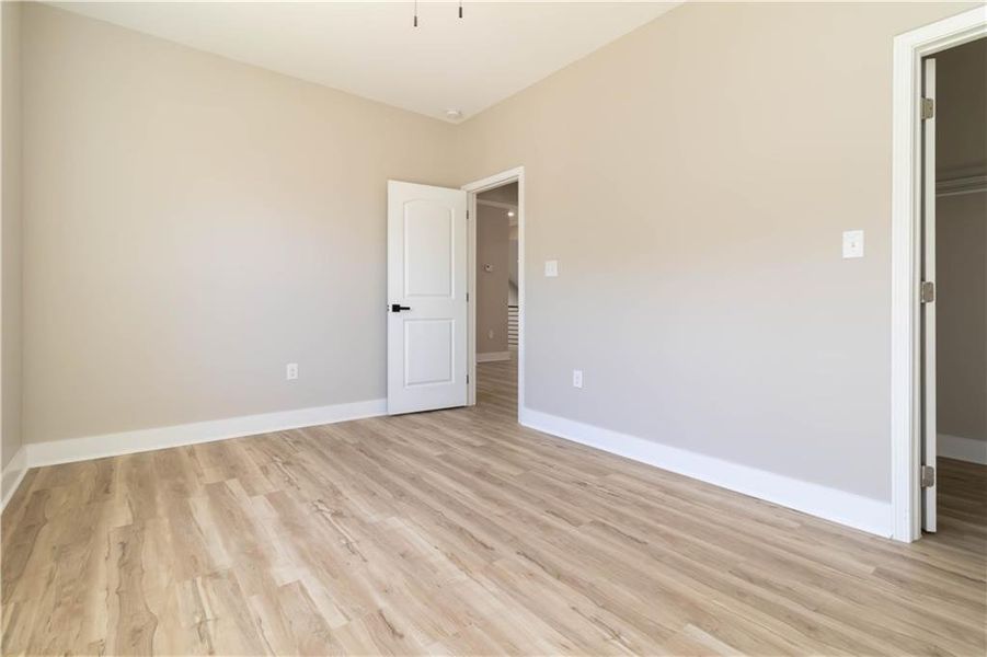 Spacious, unfurnished interior of a new home in , Atlanta (Image 57).