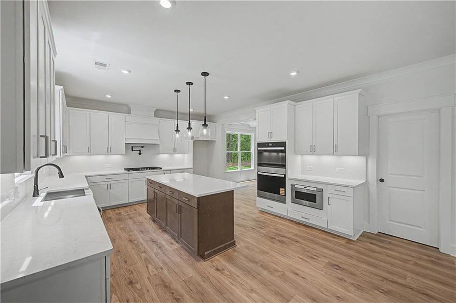 Furnished interior view inside a new home in , Kennesaw (Image 10).