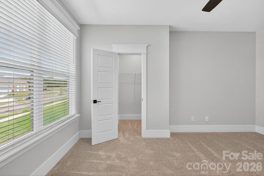 Spacious, unfurnished interior of a new home in Stoneridge Hills, Rock Hill (Image 21).