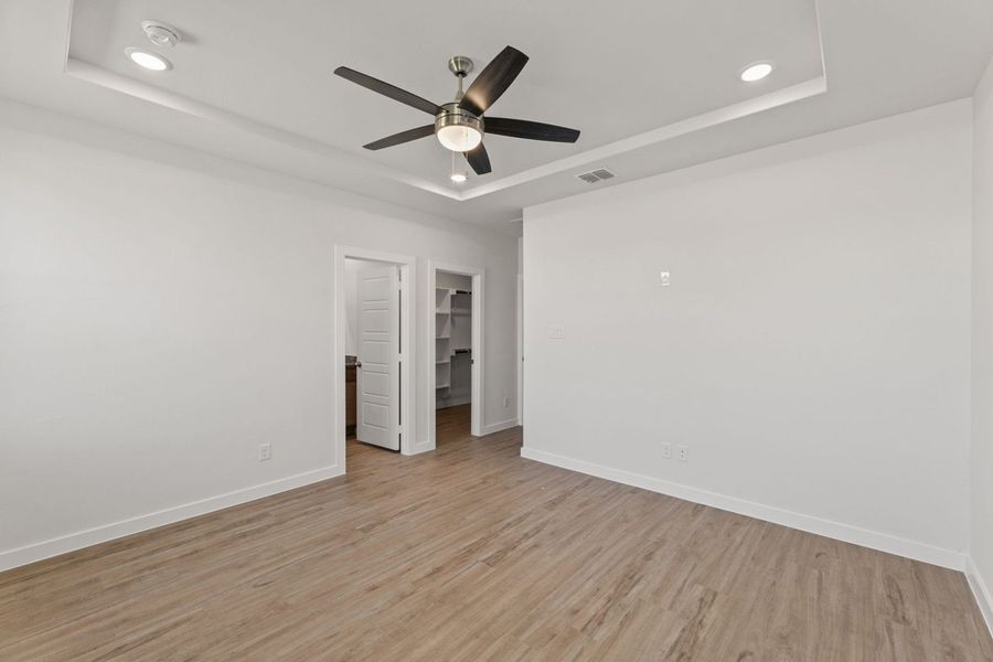 Representative unfurnished interior of a home built from the Clovis by Hakes Brothers in Hunters Ranch, San Antonio (Image 19).