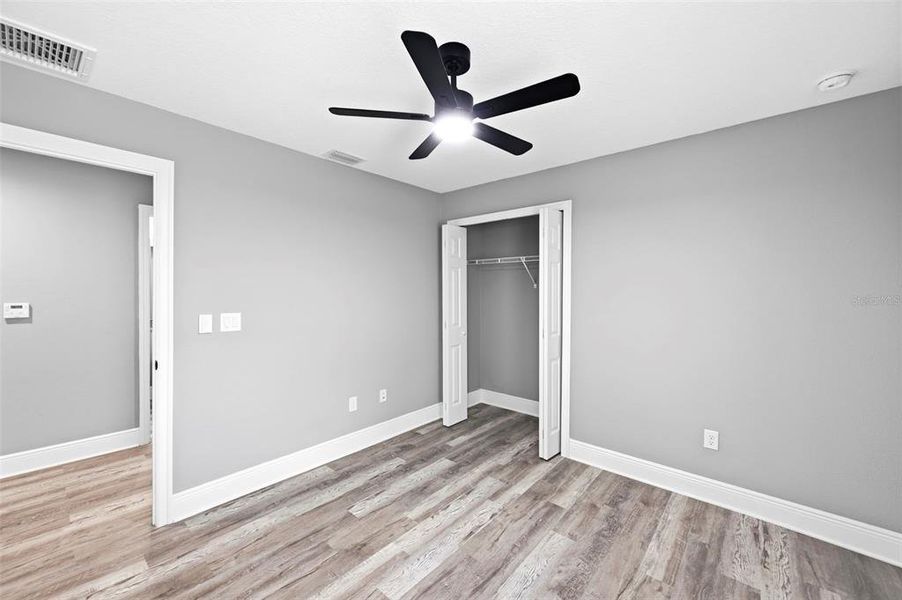 Spacious, unfurnished interior of a new home in , Plant City (Image 34).
