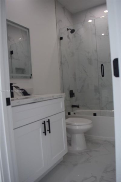 Furnished interior view inside a new home in , Lehigh Acres (Image 11). Furnished interior view inside a new home in , Lehigh Acres (Image 11).