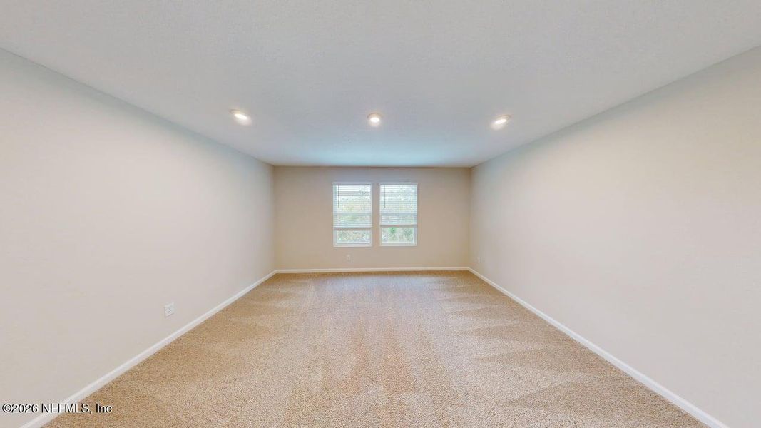 Spacious, unfurnished interior of a new home in Egret Creek, Jacksonville (Image 12).