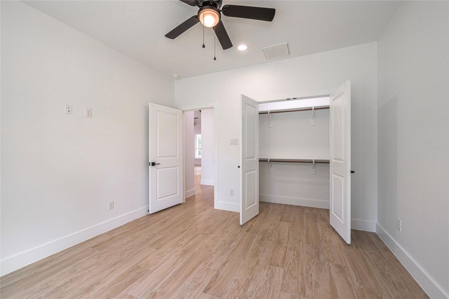 Spacious, unfurnished interior of a new home in , Dayton (Image 42).