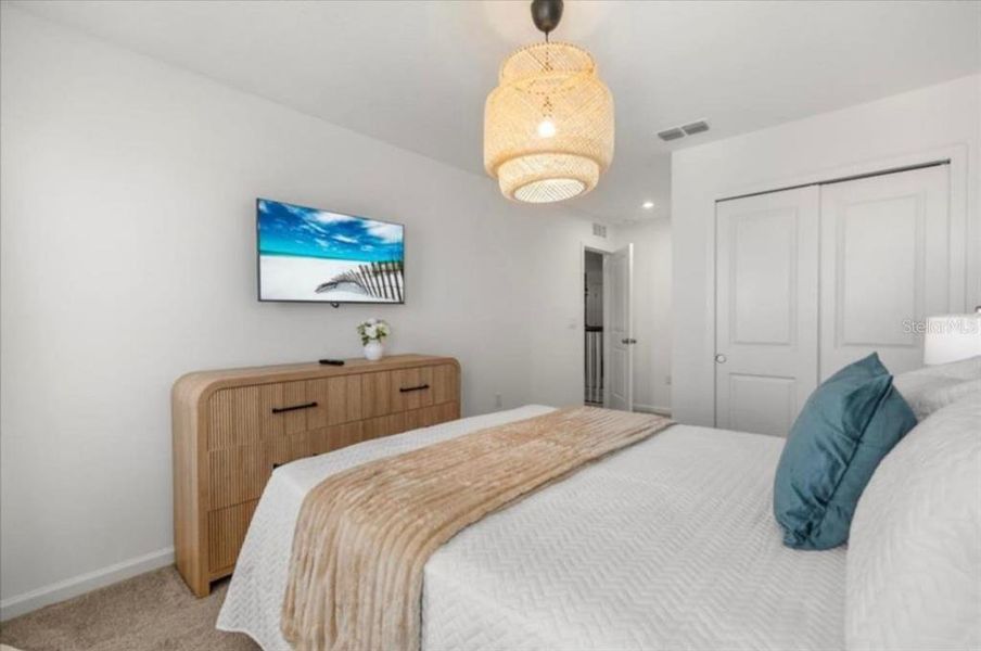 Furnished interior view inside a new home in , Kissimmee (Image 17).