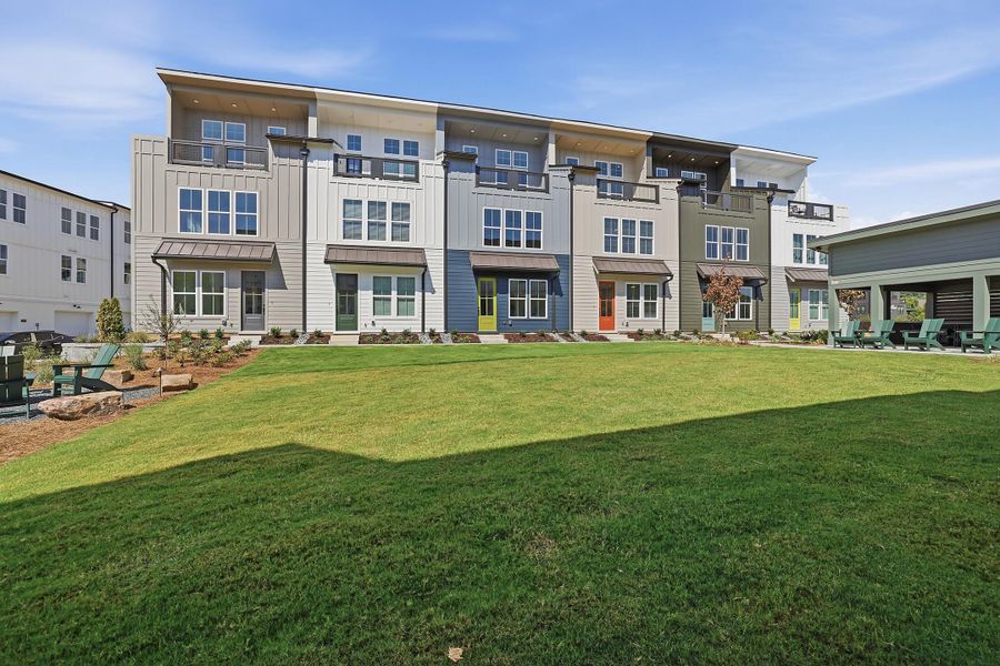 Exterior details and patio area of a home in BelleWether, Chattanooga (Image 10).