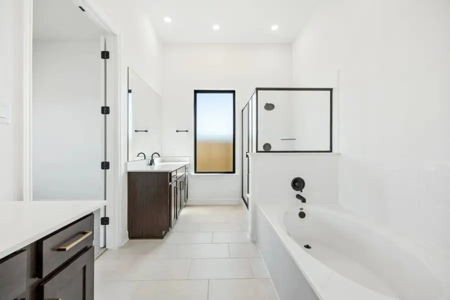 Primary bathroom. Sample product photo. Actual exterior and interior selections may vary by homesite. Photo may be virtually staged.