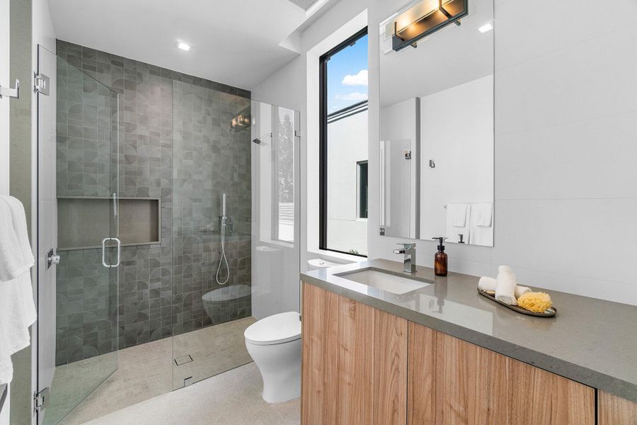 049-810PalmTrail-DelrayBeach-FL-33483-SM