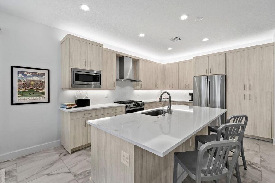 Level IV CABINETRY Level IV CABINETRY