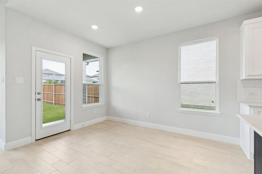 Spacious, unfurnished interior of a new home in AnaCapri, Anna (Image 16). Spacious, unfurnished interior of a new home in AnaCapri, Anna (Image 16).