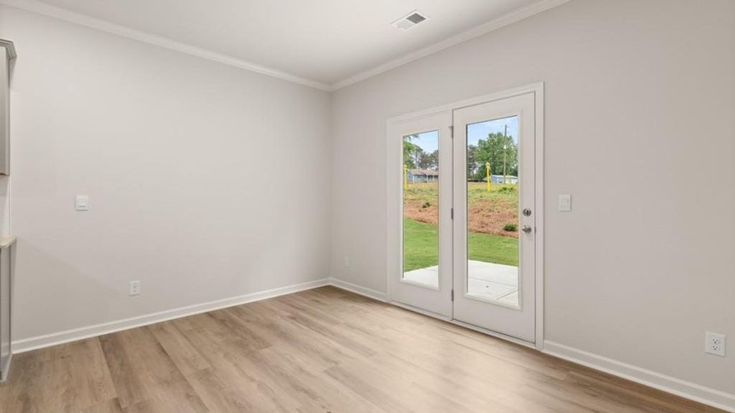 Spacious, unfurnished interior of a new home in Fairhaven, Lithia Springs (Image 18).