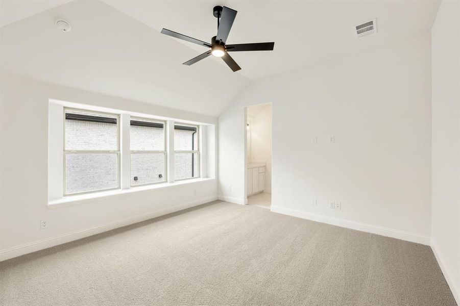 Spacious, unfurnished interior of a new home in Painted Tree Woodland District 50, McKinney (Image 18). Spacious, unfurnished interior of a new home in Painted Tree Woodland District 50, McKinney (Image 18).