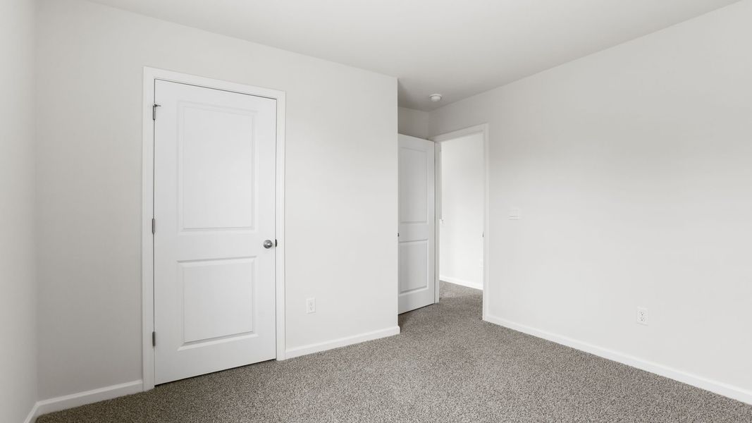 Spacious, unfurnished interior of a new home in Spring Ridge, Anderson (Image 31).