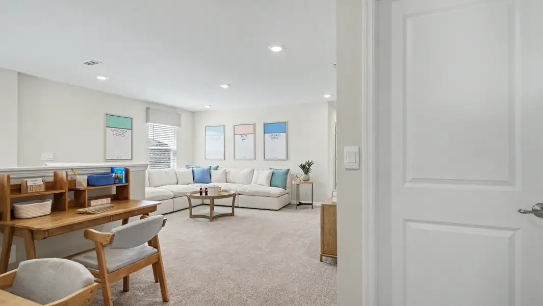 Furnished interior view inside a new home in Malabar Springs, Palm Bay (Image 16).