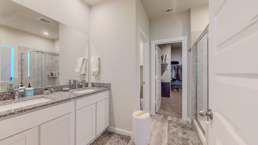 Furnished interior view inside a new home in , Beaumont (Image 12).