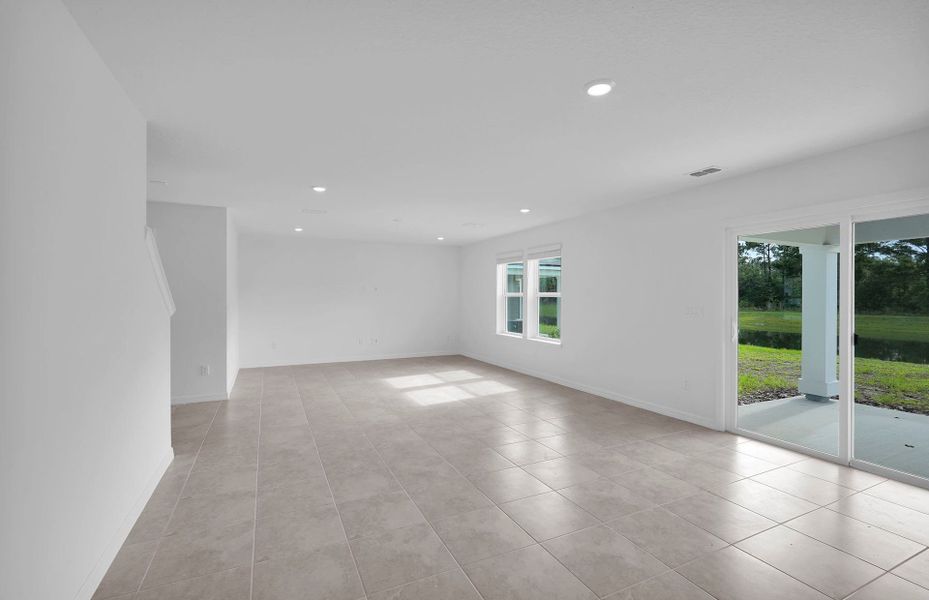 Spacious, unfurnished interior of a new home in Wells Landing, Jacksonville (Image 15). Spacious, unfurnished interior of a new home in Wells Landing, Jacksonville (Image 15).