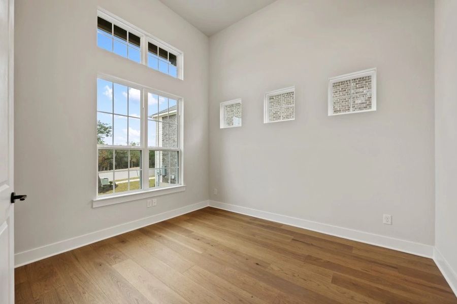 Spacious, unfurnished interior of a new home in The Estates at La Cima, San Marcos (Image 21).