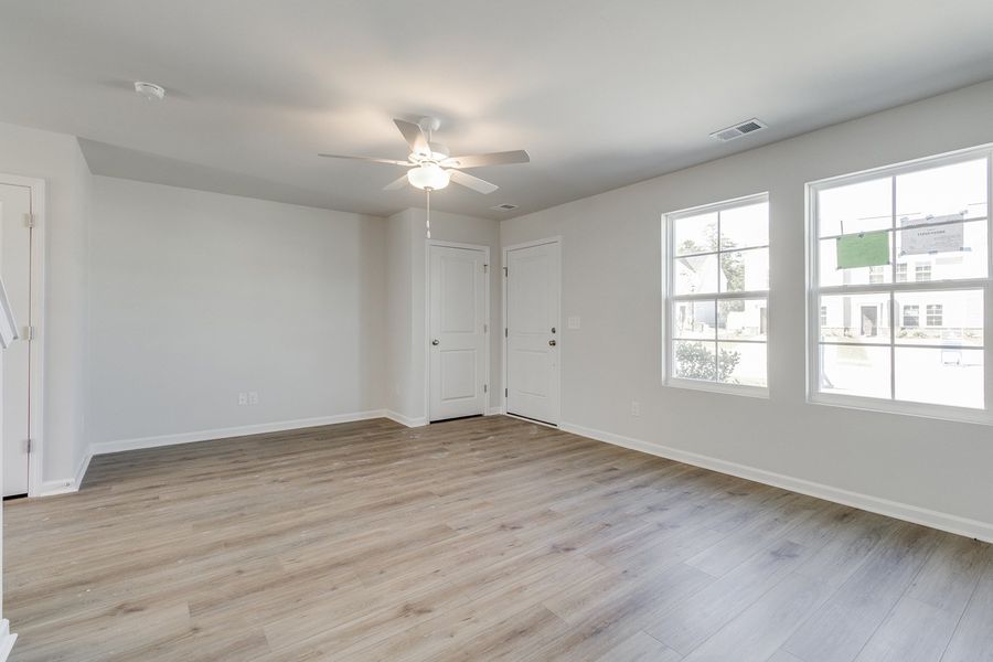 Spacious, unfurnished interior of a new home in Haynes Park, Columbia (Image 16).