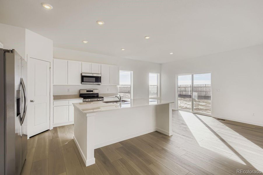 Furnished interior view inside a new home in Ledge Rock: The Camden Collection, Johnstown (Image 8).