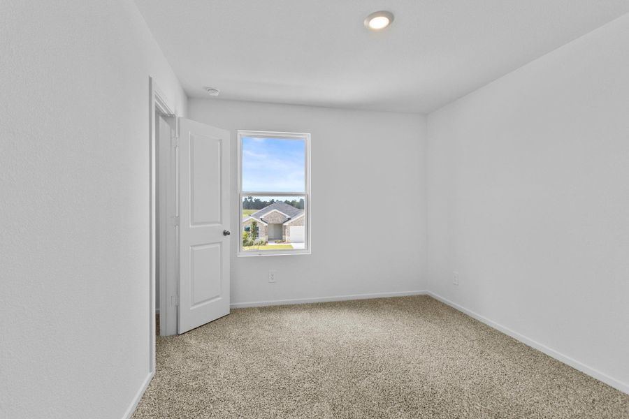 Spacious, unfurnished interior of a new home in Maple Woods, Hockley (Image 30). Spacious, unfurnished interior of a new home in Maple Woods, Hockley (Image 30).