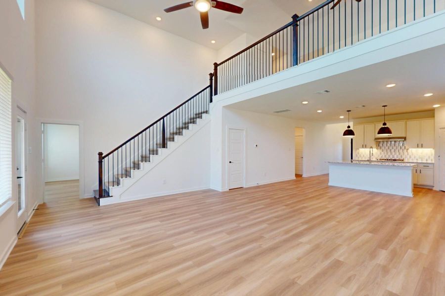 Spacious, unfurnished interior of a new home in Summerview, Fulshear (Image 20). Spacious, unfurnished interior of a new home in Summerview, Fulshear (Image 20).