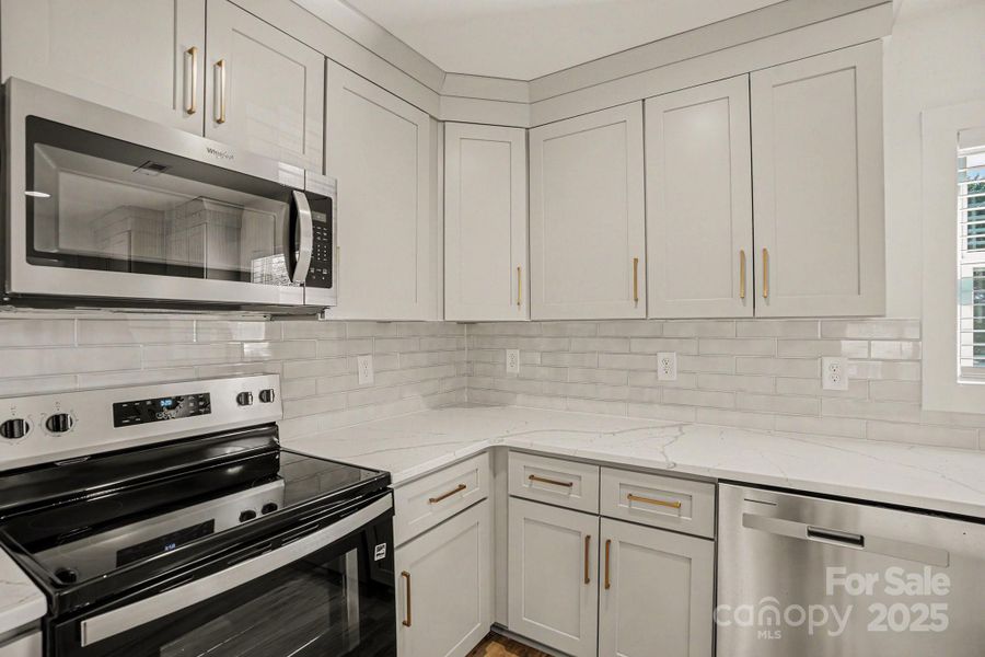 Furnished interior view inside a new home in , Statesville (Image 5).