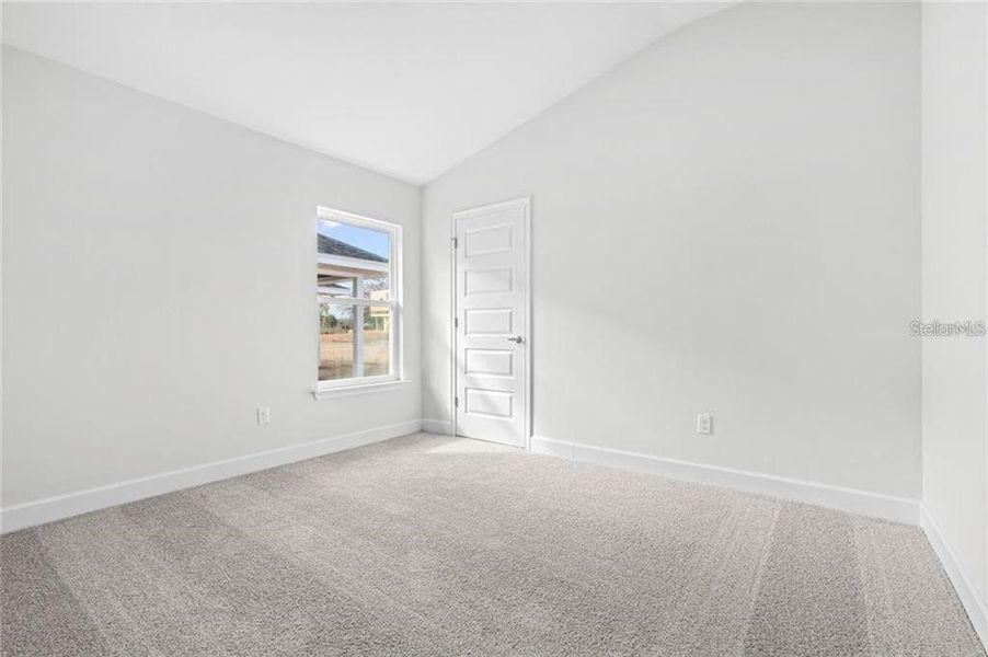 Spacious, unfurnished interior of a new home in , Palm Coast (Image 13).